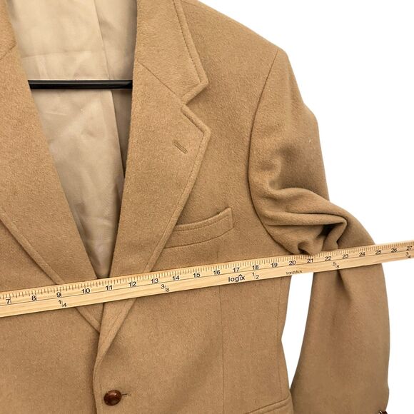 Pebble Beach California Men’s Wool Camel Coat with Wood Buttons Size S - Picture 5 of 7